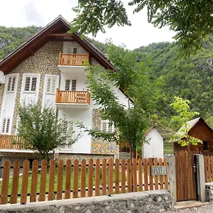  Nocleg ze śniadaniem Bujtina Tinari Albania